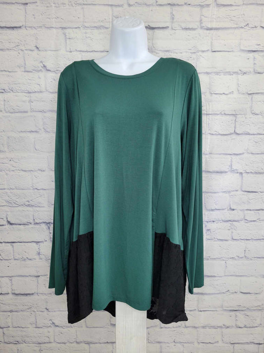 LARGE BISTRO GREEN A522781 LOGO by Lori Goldstein Rayon 230 Layered Top w/ Jacquard Hem