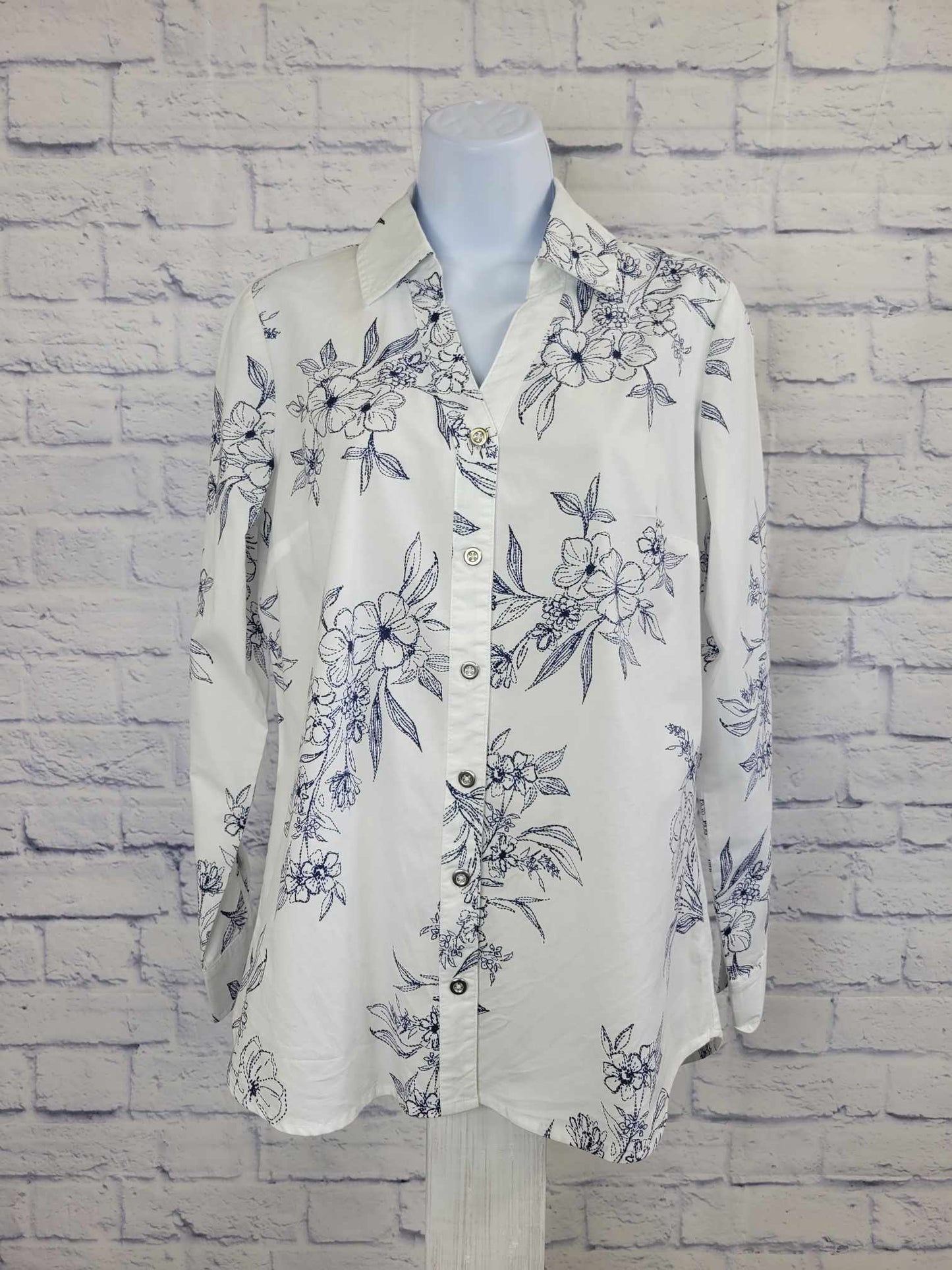 XXSMALL WHITE A544700 Denim & Co. Canyon Retreat Printed Poplin Curved Hem Shirt