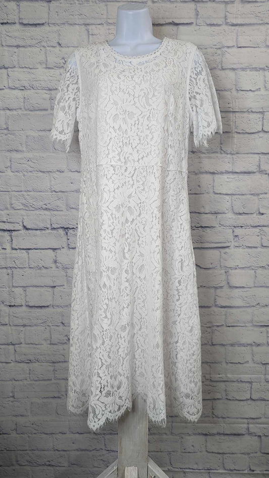 SMALL WHITE A395261 Isaac Mizrahi Live! Regular Lace Fit and Flare Dress