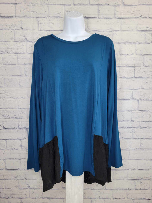 SMALL DEEP BLUE A522781 LOGO by Lori Goldstein Rayon 230 Layered Top w/ Jacquard Hem