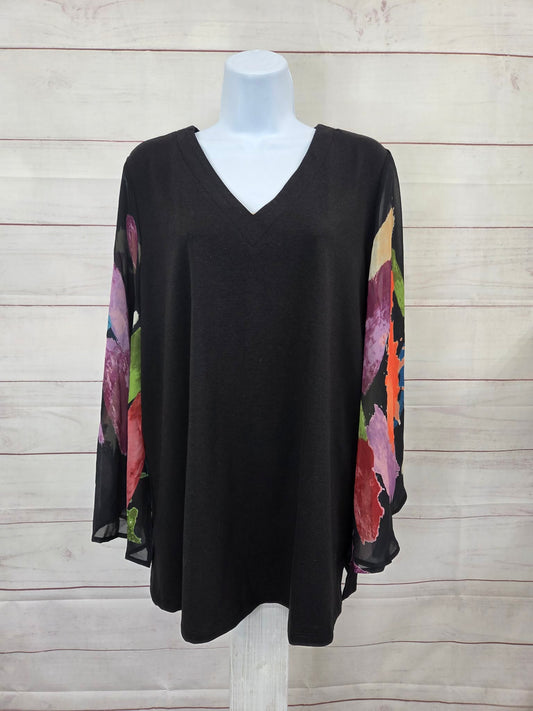 MEDIUM BLACK A698066 Brandis Dress Out Loud Autumn Abstract Breezey Sleeve V-Neck Top