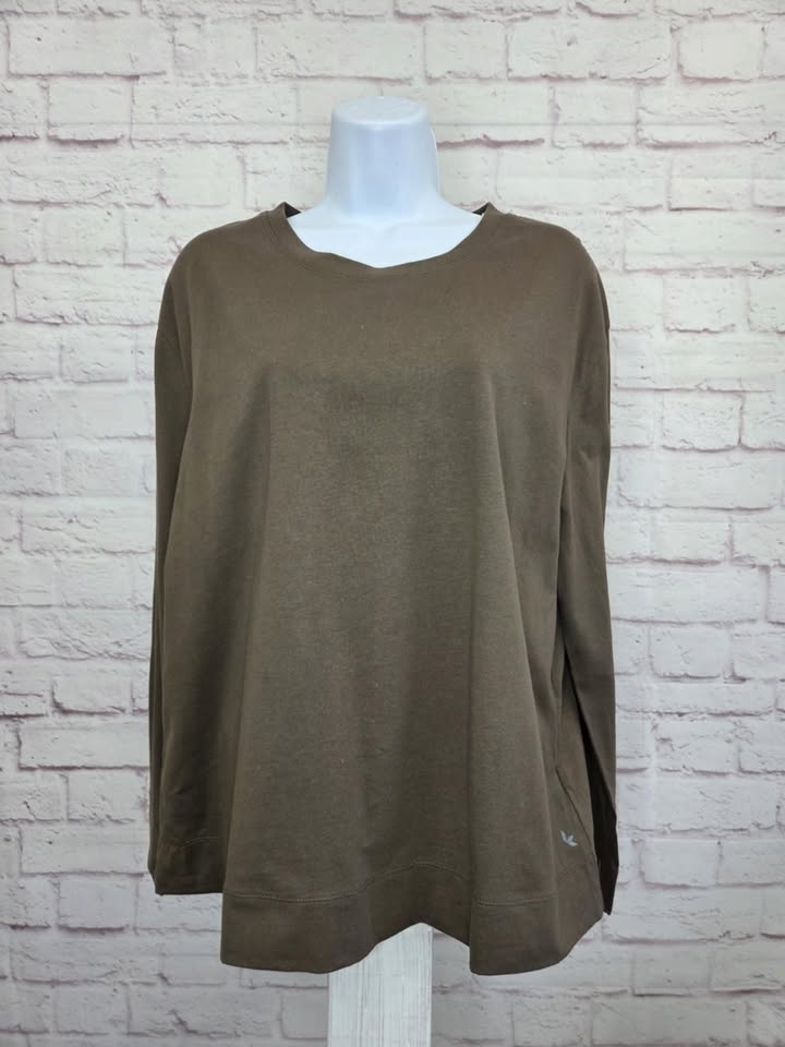 MEDIUM DARK OAK A612517 Koolaburra by UGG Long Sleeve Tee