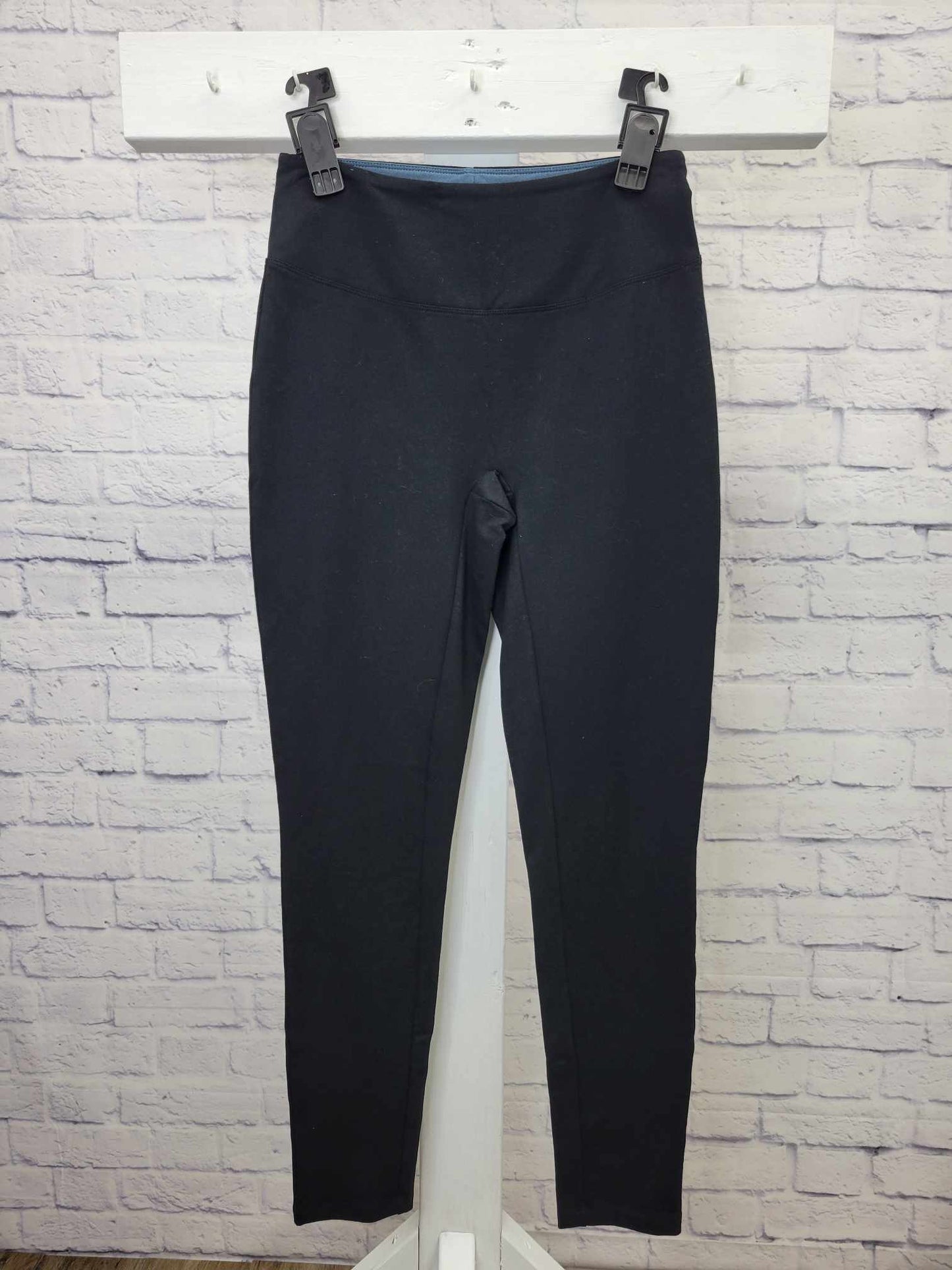 XSMALL BLACK A466028 Women with Control Tall Tummy Control SMOOTH & SLEEK Leggings