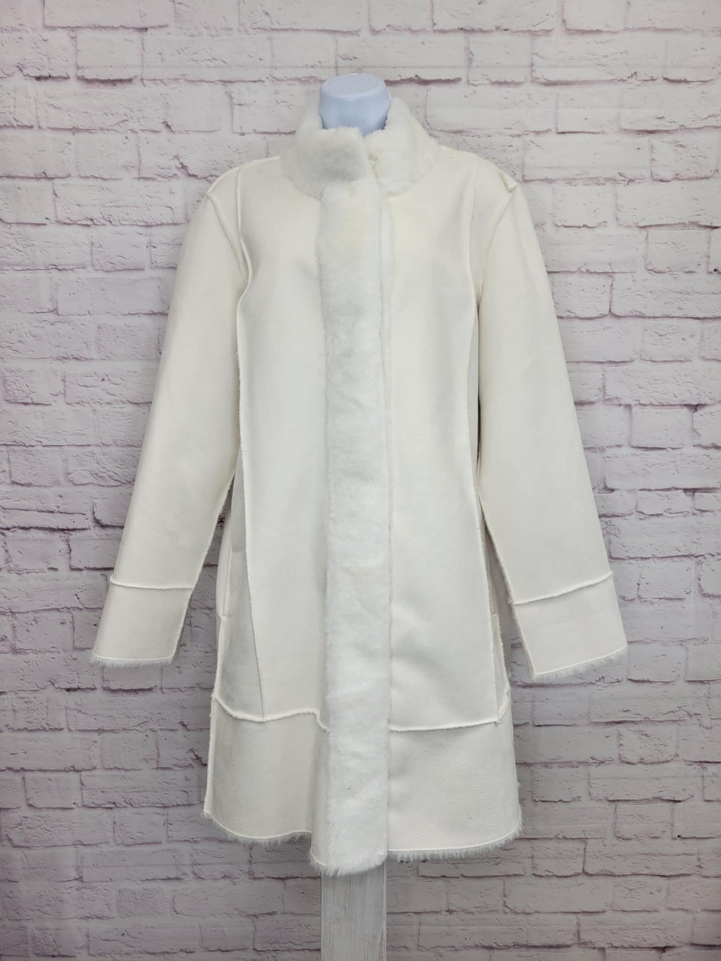 LARGE WINTER WHITE A556117 Dennis Basso Faux Suede Snap Front Coat