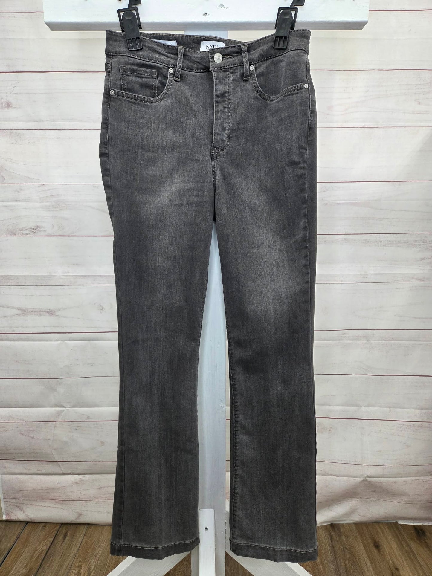 8R SILVERSTONE A704672 NYDJ Regular Sure Stretch High-Rise Barbara Bootcut Jeans - Regular