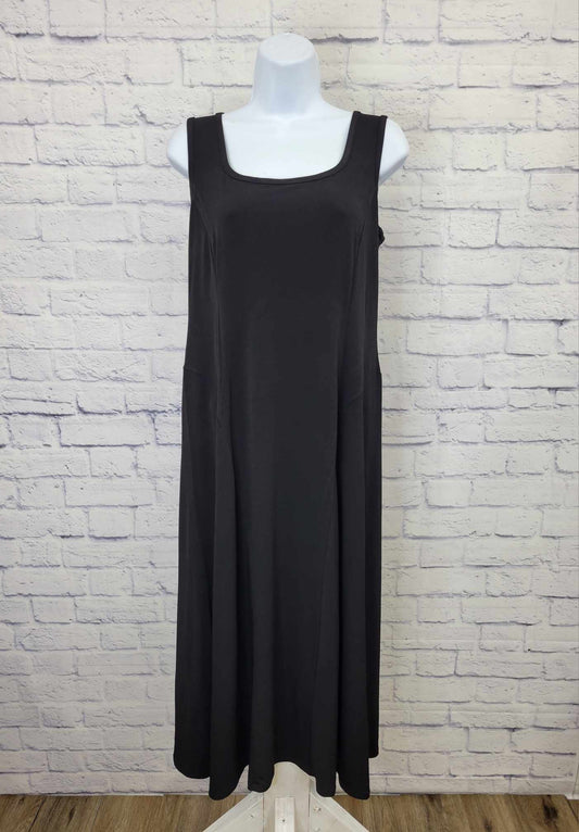 SMALL BLACK A480677 Susan Graver Regular Liquid Knit Sleeveless Midi Dress