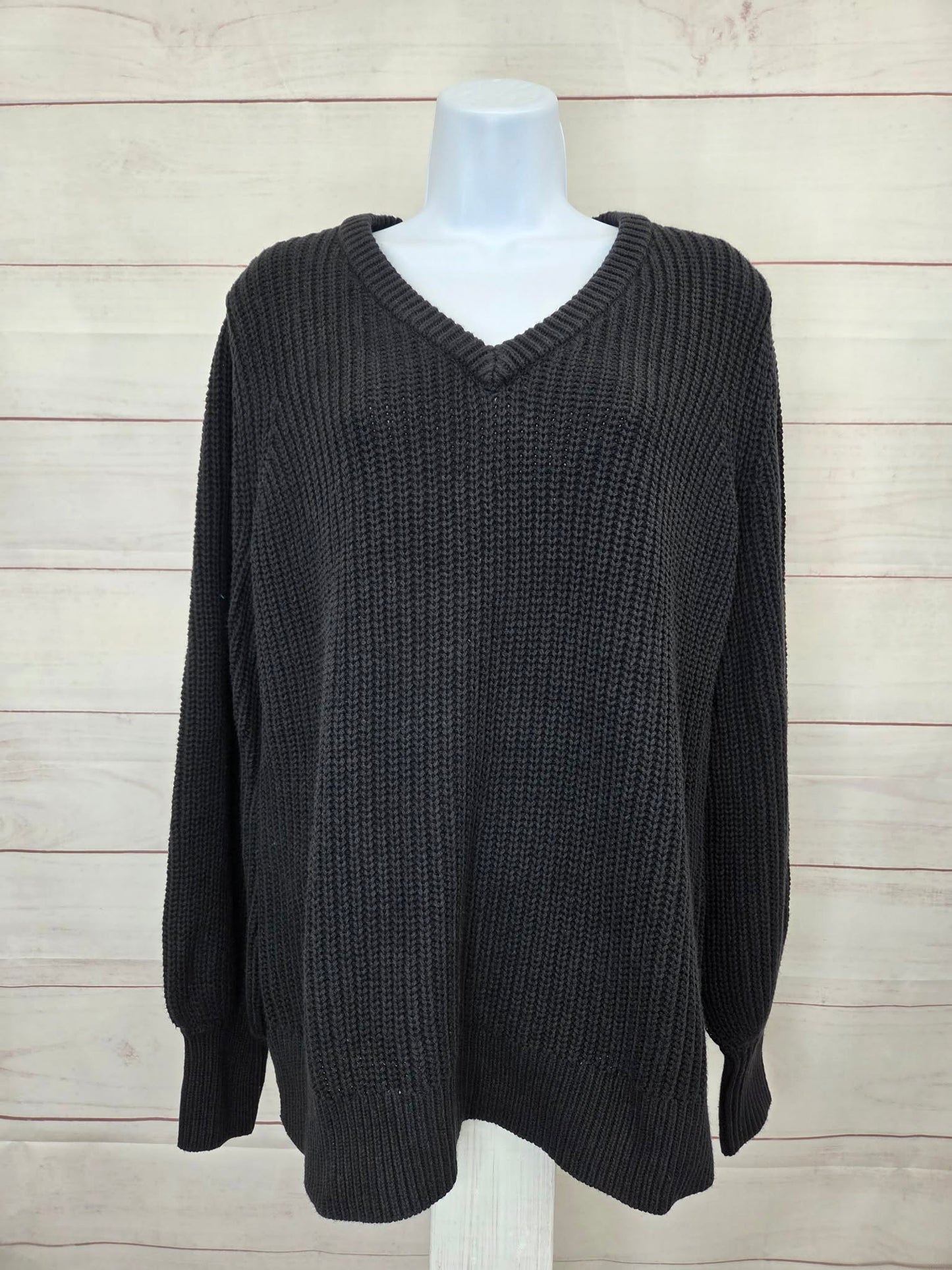 MEDIUM BLACK A707186 Belle by Kim Gravel Chunky Shaker Knit Bishop Sleeve Sweater