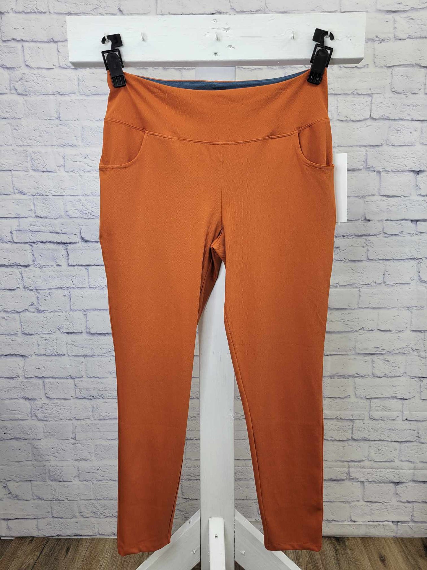 18WT PUMPKIN A517300 Women with Control Tall St.Tropez Twill Legging