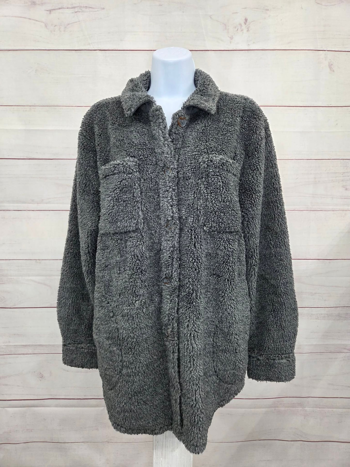 SMALL HEATHERED GREY A705396 Belle by Kim Gravel Regular SophisticChic Horn Button Sherpa Shacket