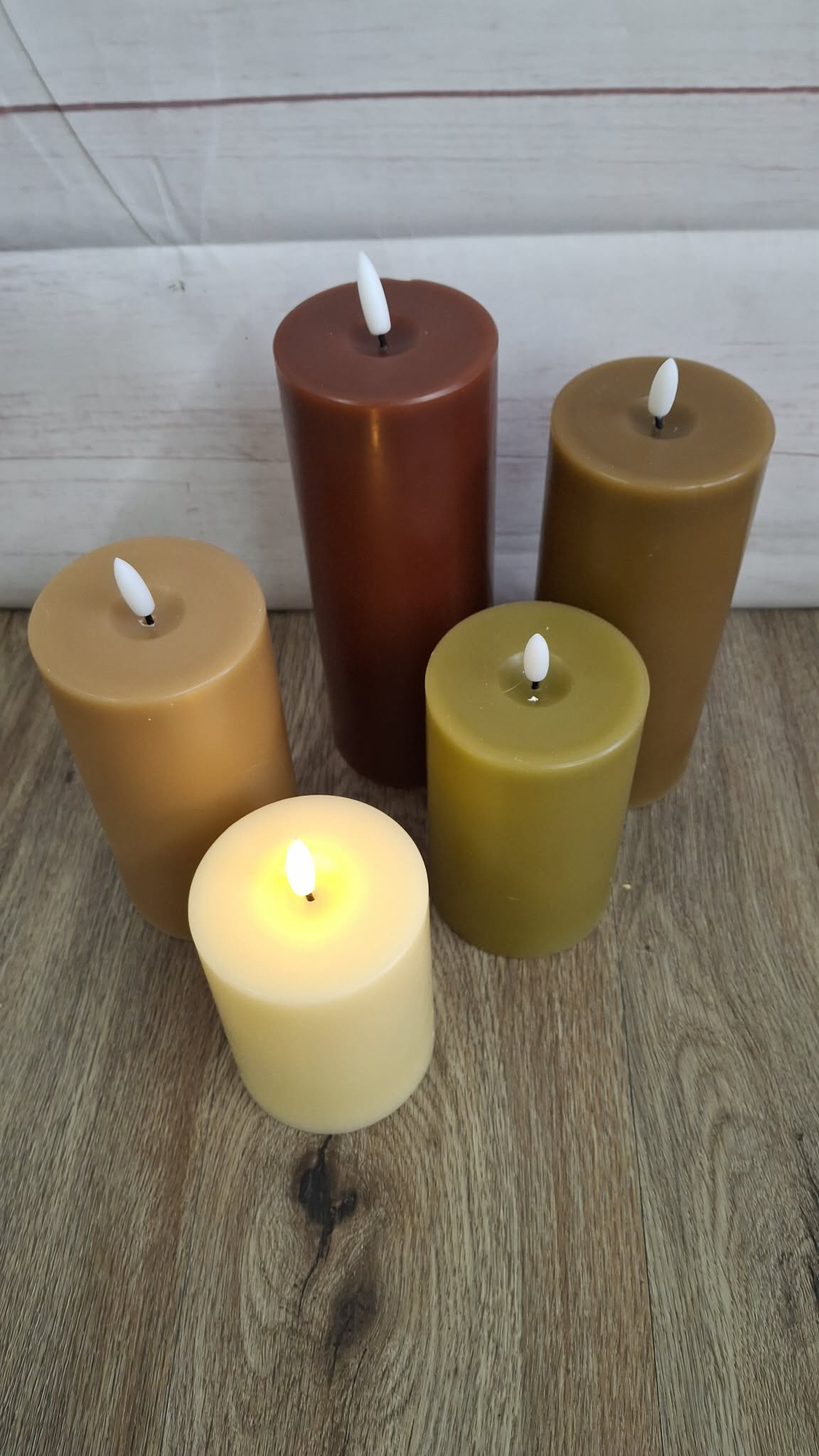 Home Reflections 5-pc Flameless Pillar Candles with Gift Box