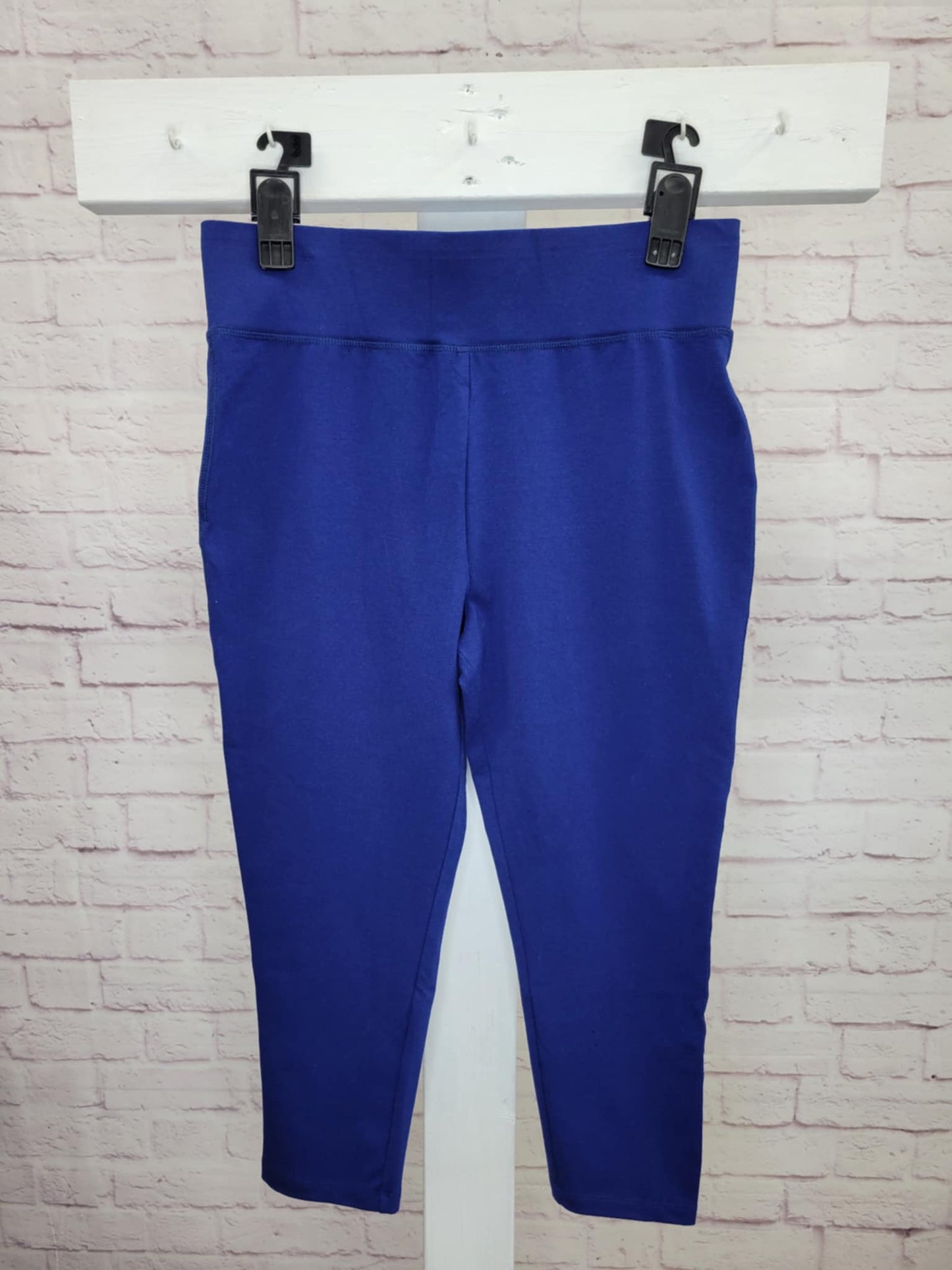 SMALL BLUE DEPTHS A394800 LOGO Layers by Lori Goldstein Regular Cropped Leggings