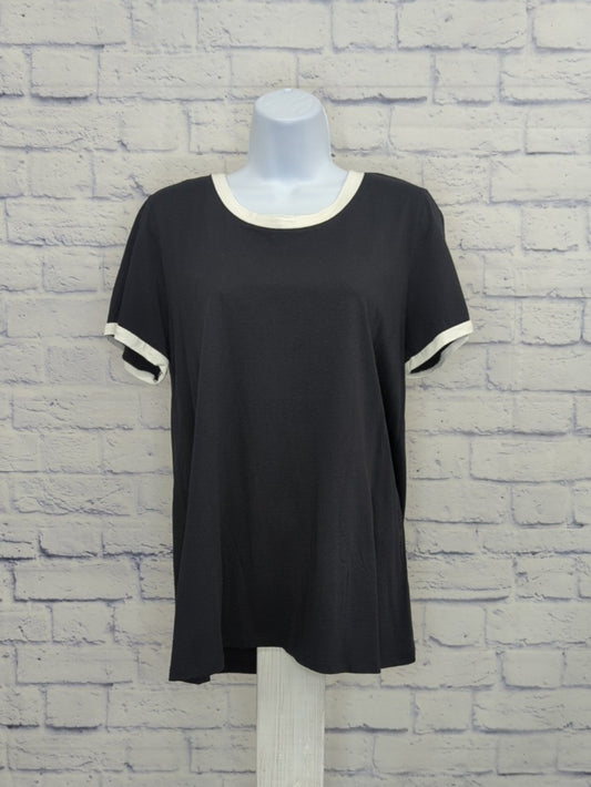 SMALL BLACK A602003 LOGO by Lori Goldstein Principles Colorblock Top