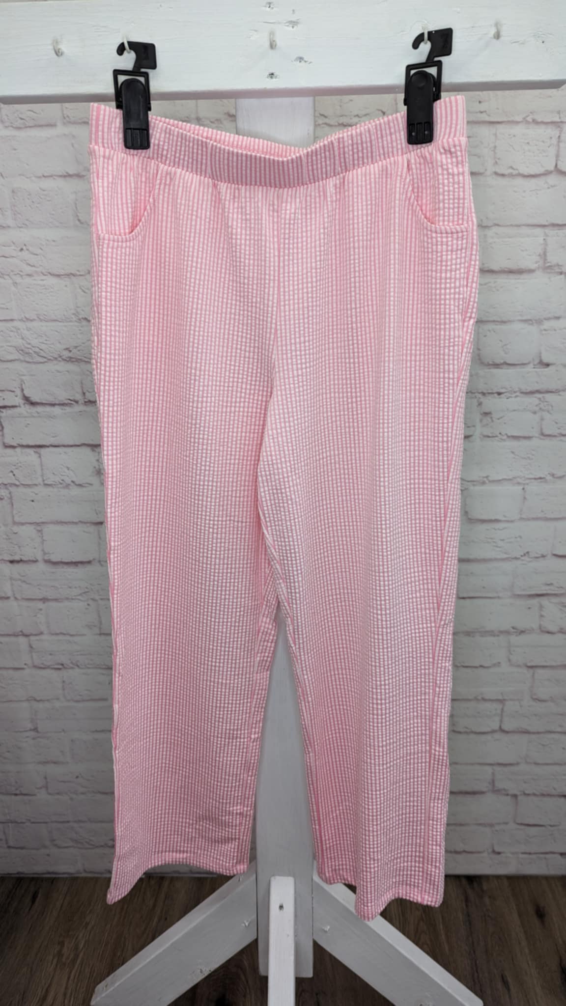 PINK A647681 Quacker Factory SHORT Stretch Seersucker Wide Leg Pant (MULTIPLE SIZES AVAILABLE)