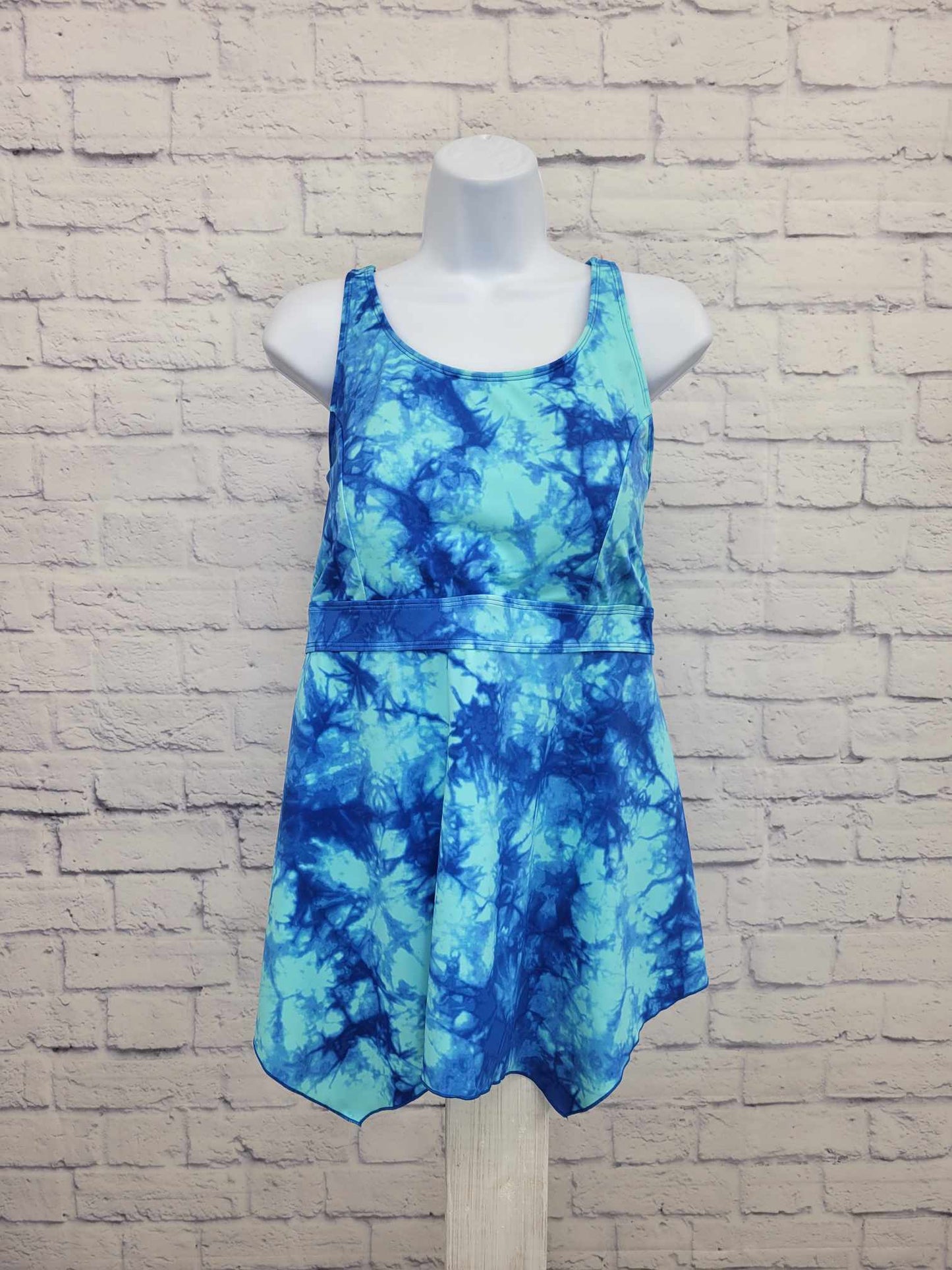 16 BLUE TIE DYE A392813 Denim & Co. Beach Handkerchief Hem Tankini