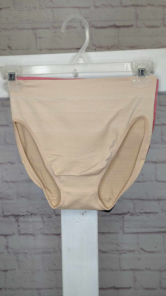 SMALL A292772 Breezies Ombre Seamless Set of 4 High Cut Brief