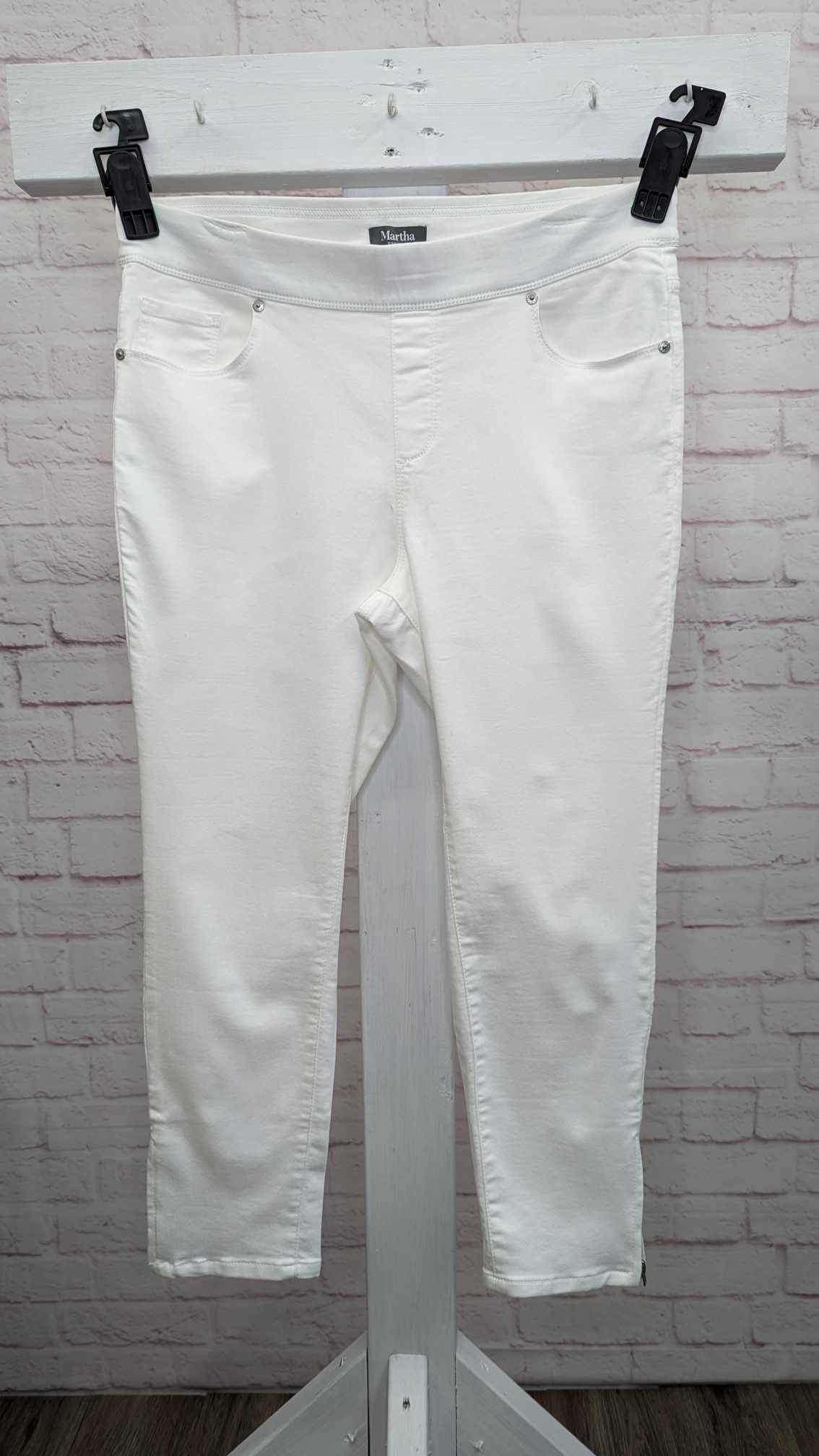 16P WHITE A351437 Martha Stewart Petite Knit Denim Ankle Jeans w/ Zipper Detail