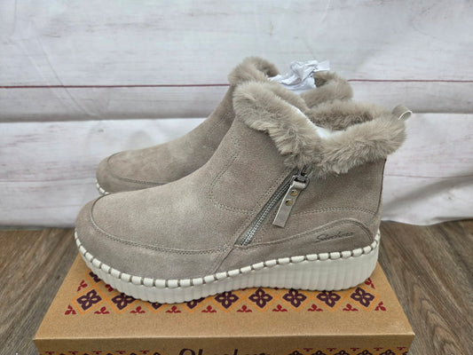 10 TAUPE A704929 Skechers Wilshire Blvd Side Zip Booties - Fresh Zip