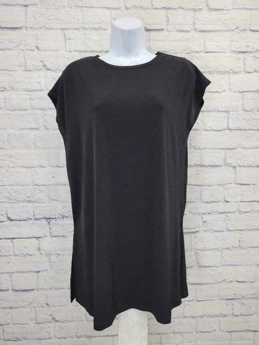 SMALL BLACK A508707 Susan Graver Modern Essentials Petite Liquid Knit Tunic