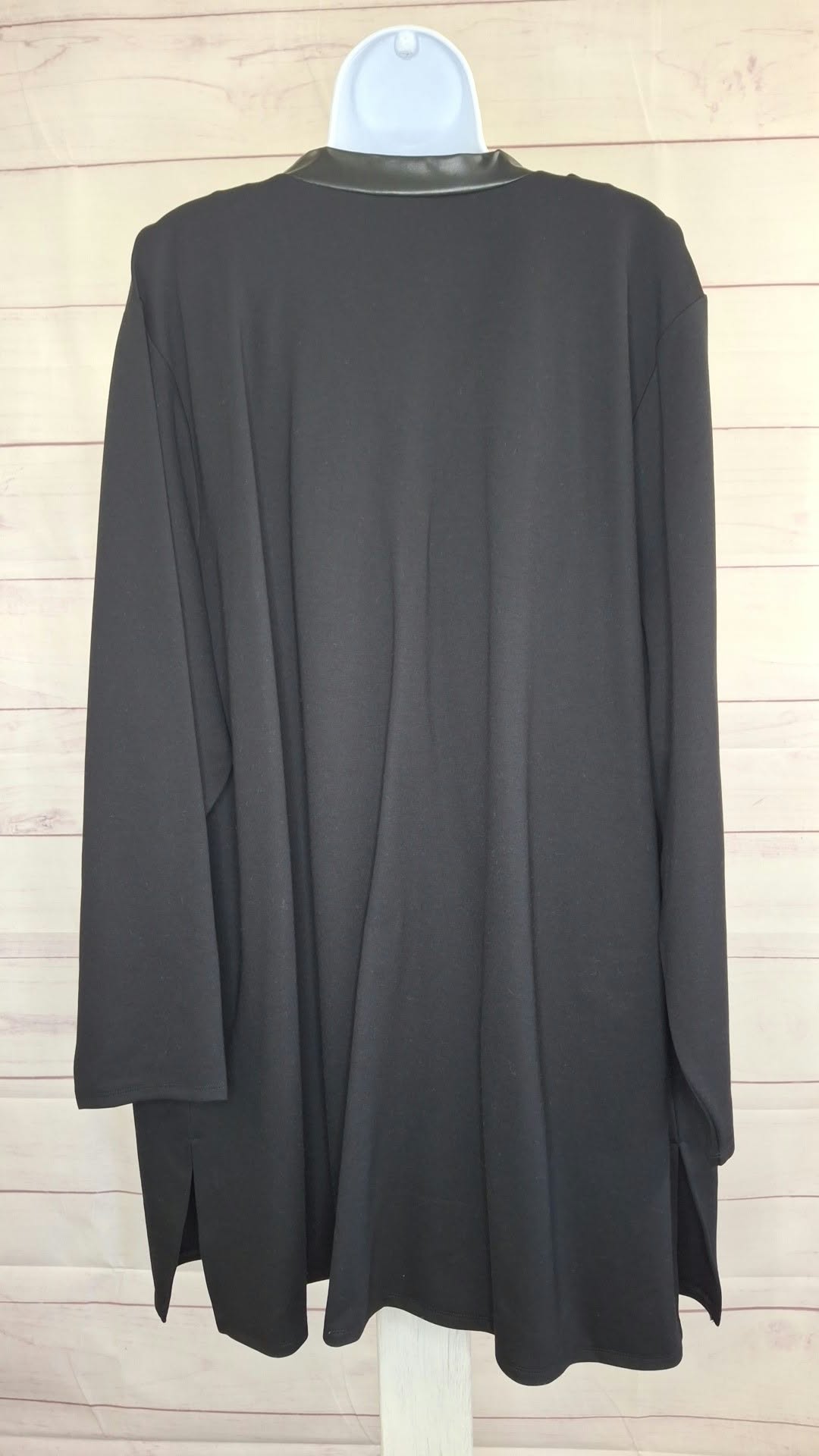 3XP BLK A707198 Belle by Kim Gravel Petite Ponte Duster with Faux Leather Trim