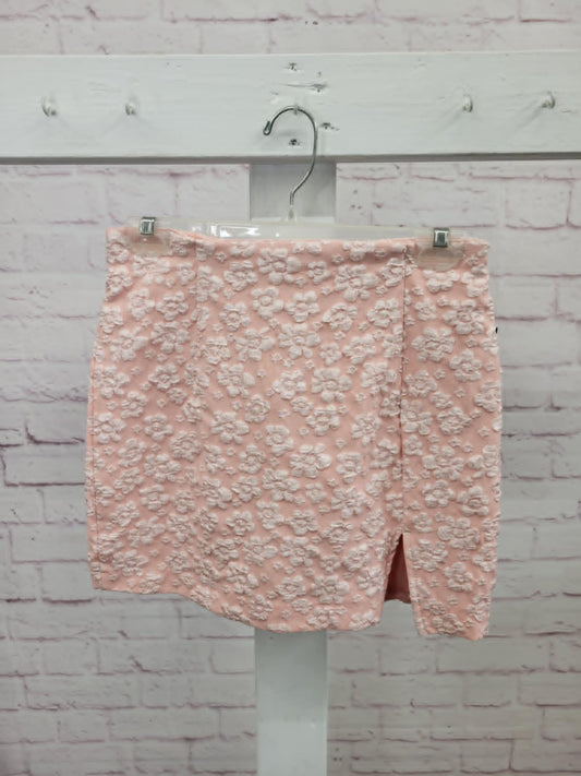 SIZE  6 PINK FLORAL SKIRT