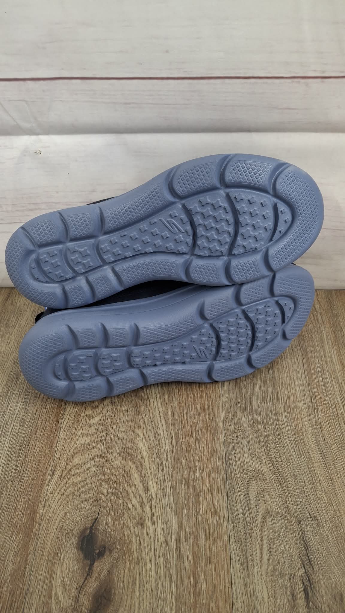10 NAVY A704514 Skechers On-the-GO Encore Vegan Washable Mules - Ellie