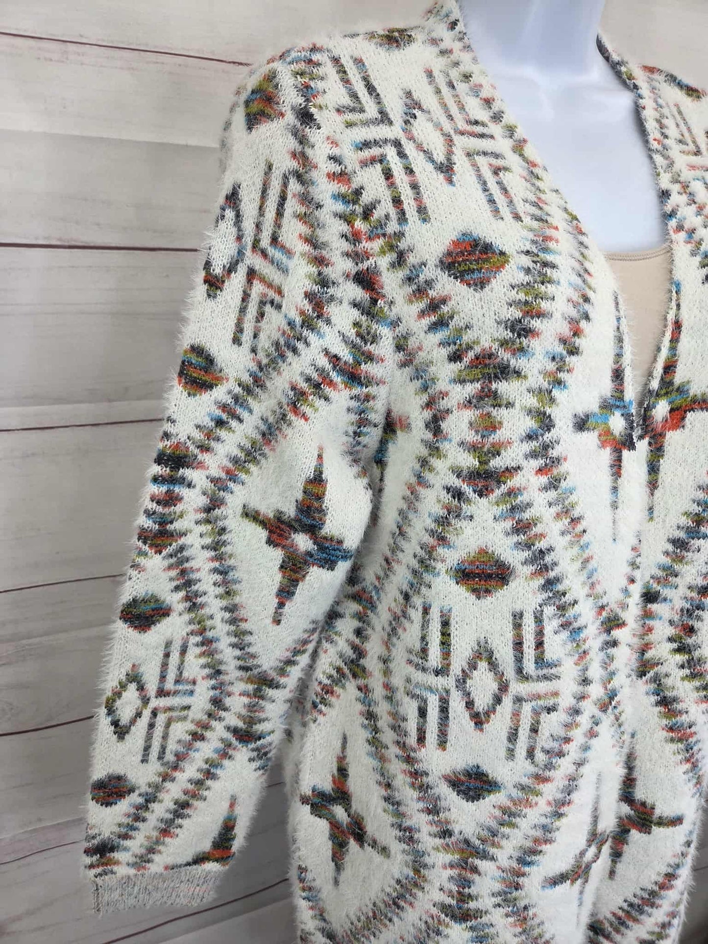 XLARGE WOMEN'S LONG SLEEVE OPEN FRONT MULTI PRINT FUZZY CARDIGAN