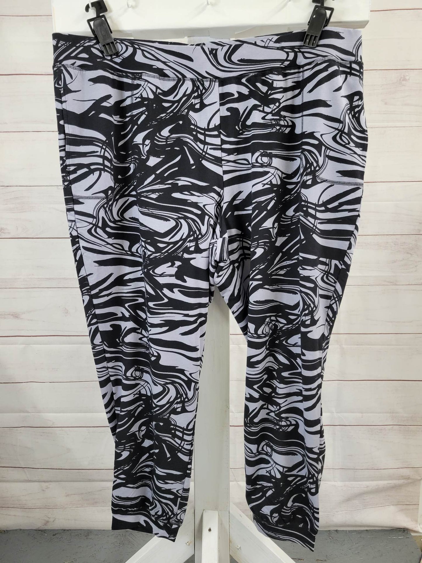 3X GREY MOON A570576 LOGO Lounge by Lori Goldstein Reg. Marble French Terry Jogger