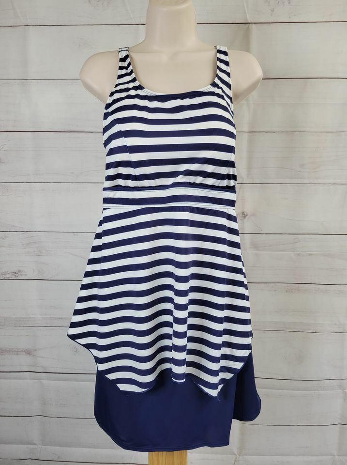 12R NAVY STRIPE A392813 Denim & Co Beach Handkerchief Hem Tankini Swim Skirt Set