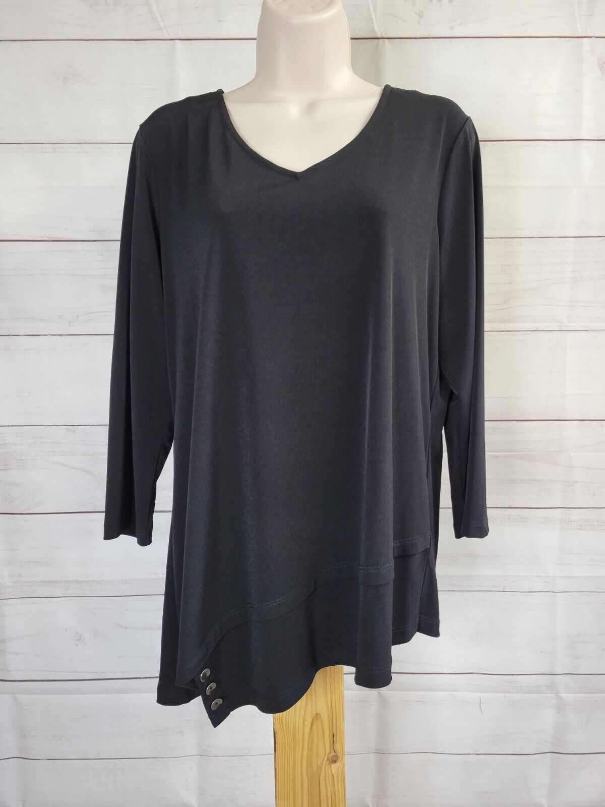 XXSMALL BLACK A393724 Susan Graver Regular Liquid Knit Top w Button Detail tunic